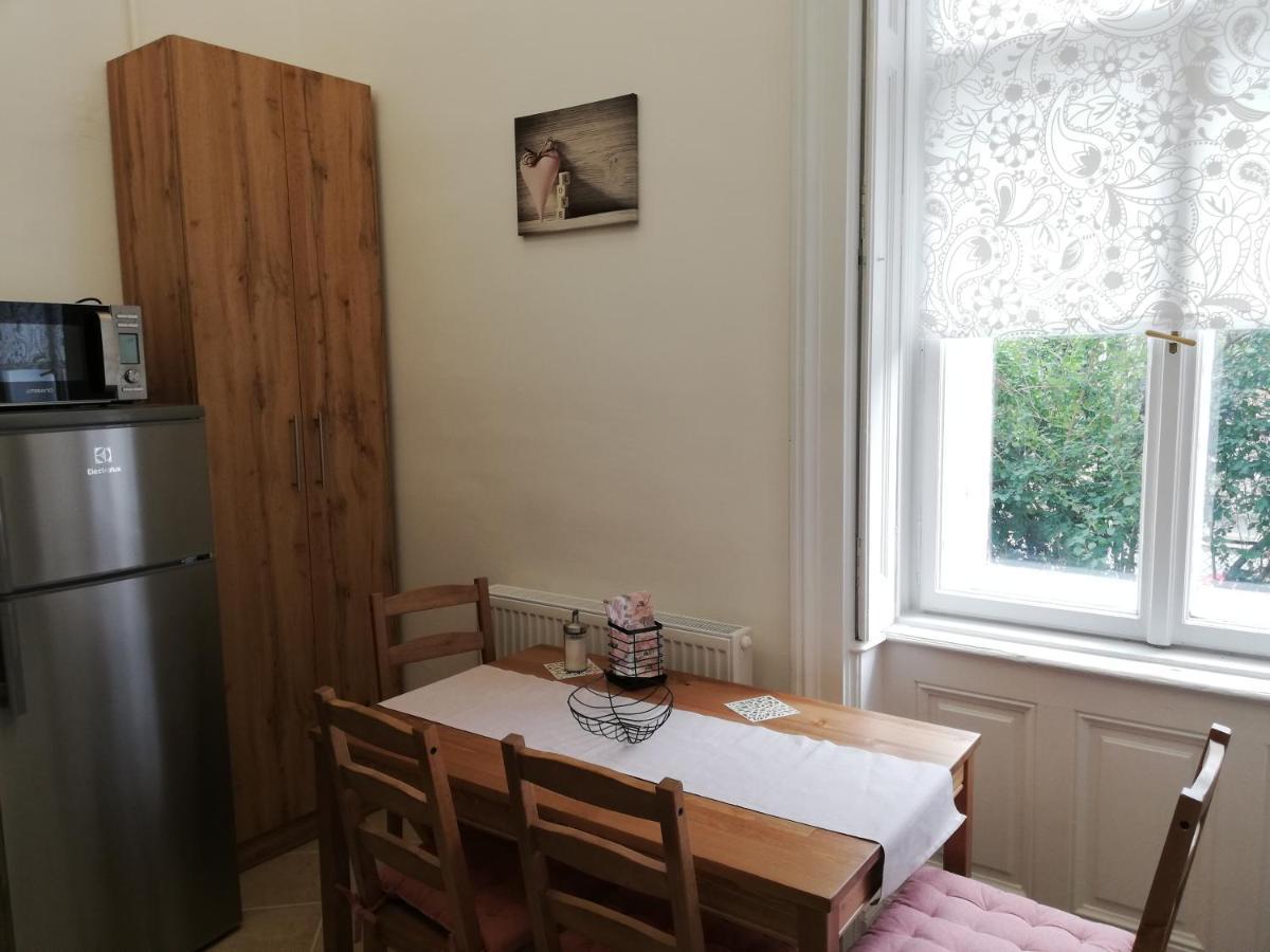 Gold 2 Apartman Sopron Kültér fotó